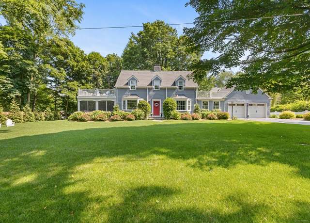 Property at 5 Lookout Rd, Norwalk, CT 06850, 3 beds, 2.5 baths