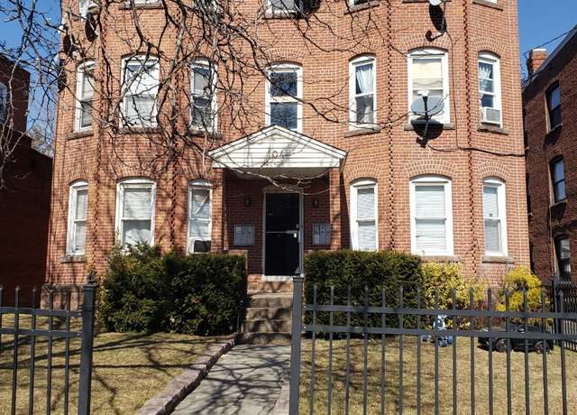 Property at 104 Preston St, Hartford, CT 06114, 13 beds, 6 baths