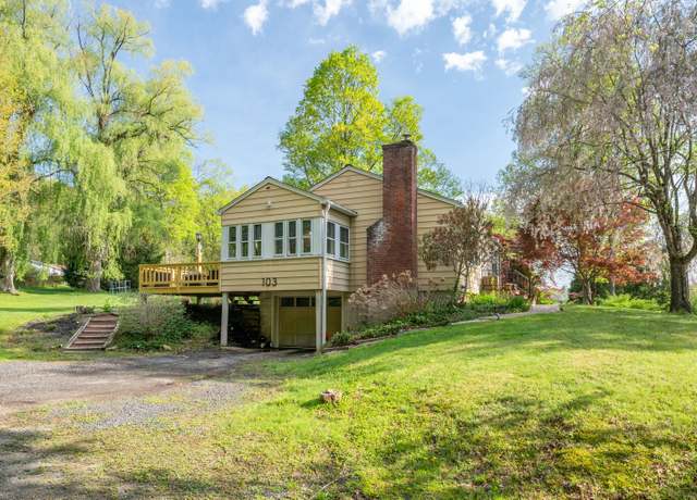 Property at 103 Squash Hollow Rd, New Milford, CT 06776, 2 beds, 1 bath