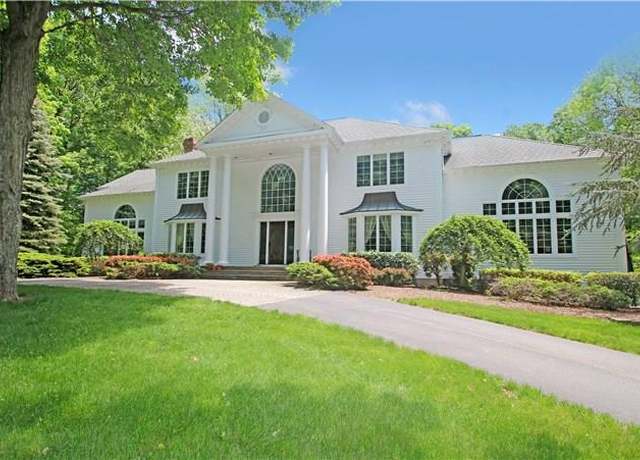 Property at 5 Stonewall Rdg, Newtown, CT 06470, 5 beds, 4.5 baths