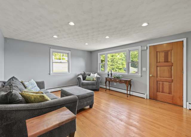 Property at 141 Maloney Ct, Winchester, CT 06098, 4 beds, 2.5 baths