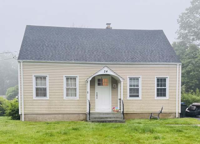 Property at 24 N Forest Cir, West Haven, CT 06516, 4 beds, 2 baths