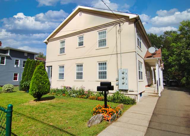 Property at 235 High St Apt C, New Britain, CT 06051, 3 beds, 2.5 baths