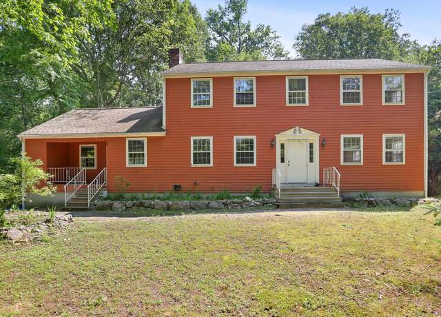 Property at 130 Sturbridge Ln, Fairfield, CT 06890, 4 beds, 2.5 baths