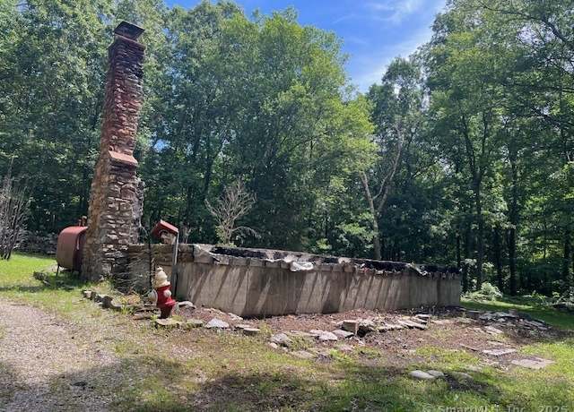 Property at 158 N Burnham Hwy, Lisbon, CT 06351
