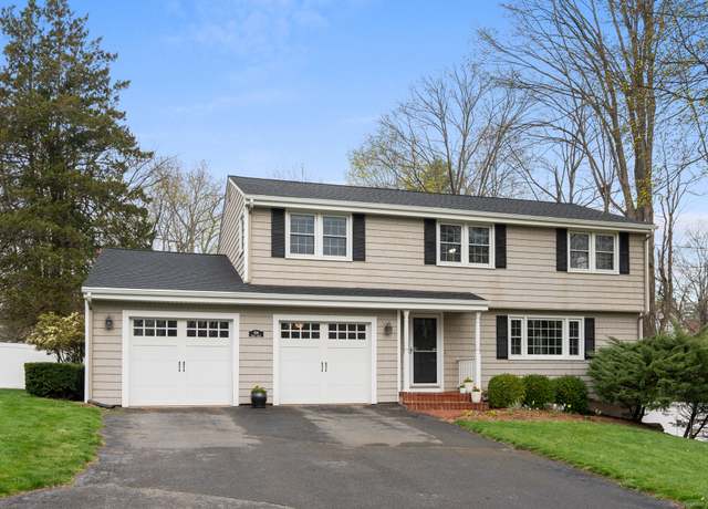 Property at 494 Broad St, Windsor, CT 06095, 4 beds, 2.5 baths