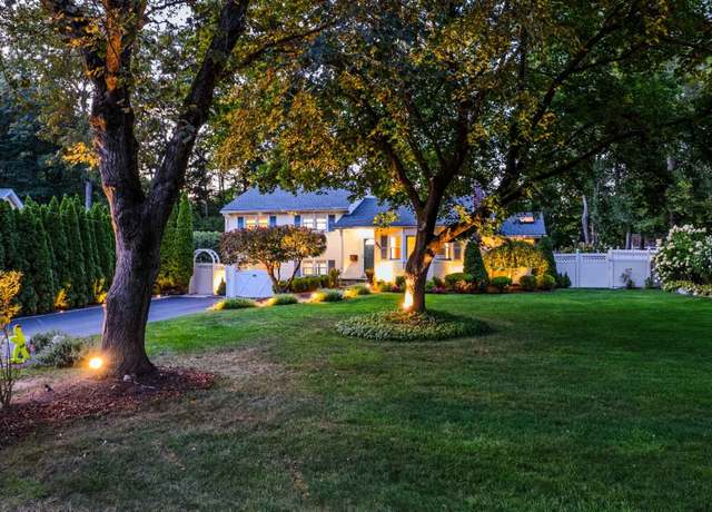 Property at 534 Pepper Ridge Rd, Stamford, CT 06905, 3 beds, 2.5 baths