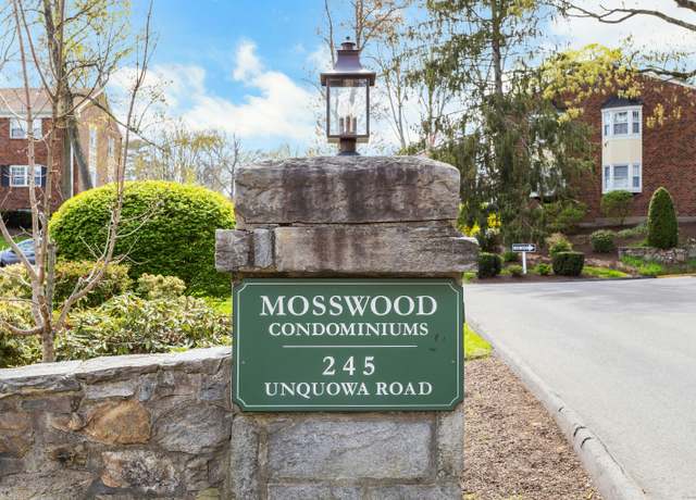 Property at 245 Unquowa Rd Apt 30, Fairfield, CT 06824, 2 beds, 2 baths