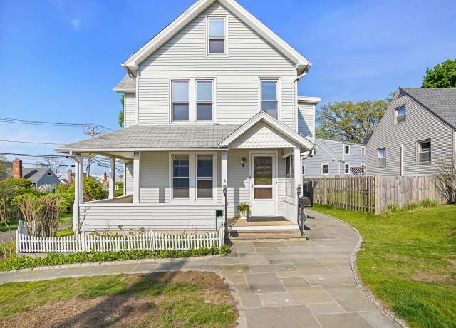 Property at 2 Quintard Ave, Norwalk, CT 06854, 3 beds, 2 baths