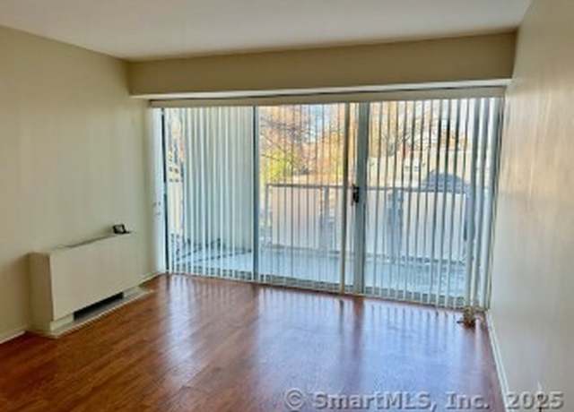 Property at 30 Woodland St Apt 4G, Hartford, CT 06105, 2 beds, 1.5 baths