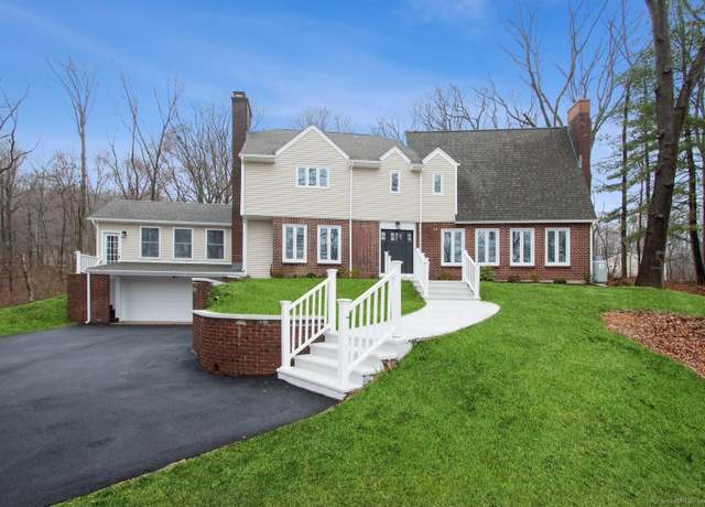 Property at 51 Laura Rd, Hamden, CT 06514, 4 beds, 2.5 baths
