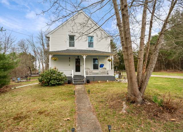 Property at 182 Kendall Rd, Lisbon, CT 06351, 3 beds, 1.5 baths