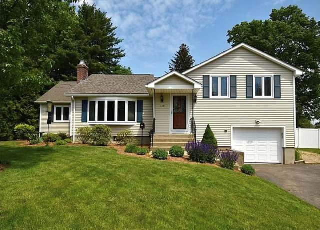 Property at 118 Harding Ave, Newington, CT 06111, 3 beds, 2.5 baths