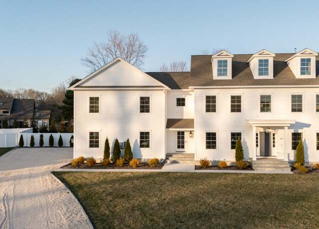 Property at 10 Willem Ct, Milford, CT 06461, 4 beds, 3.5 baths