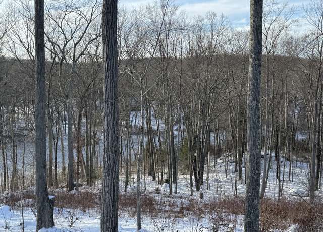 Property at 24 Oakcrest Rd, Oxford, CT 06478
