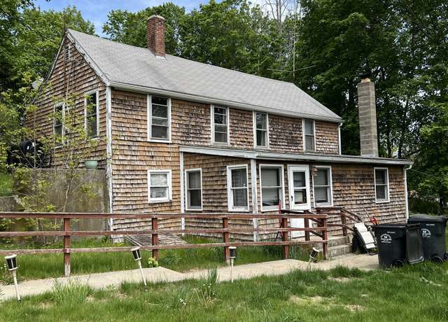 Property at 1100 Plainfield Pike, Sterling, CT 06373, 3 beds, 1 bath
