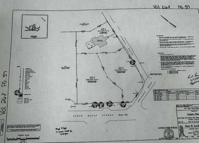 Property at 292 N MAPLE St, Enfield, CT 06082