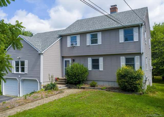 Property at 215 Upper Pattagansett Rd, East Lyme, CT 06333, 3 beds, 2.5 baths