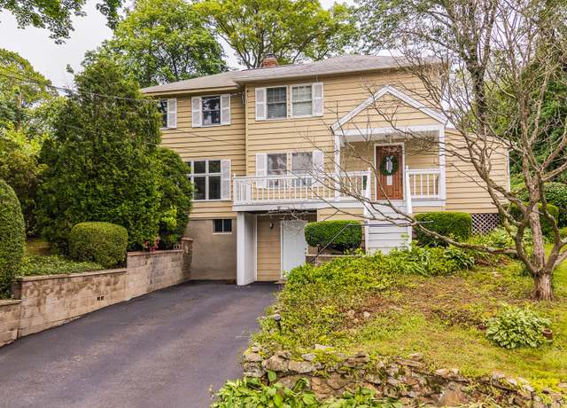 Property at 8 Caroline St, Trumbull, CT 06611, 3 beds, 2.5 baths