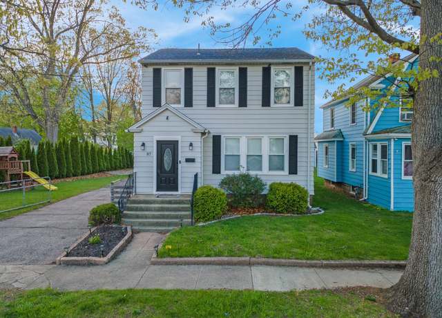 Property at 85 Marshall St, West Haven, CT 06516, 3 beds, 1.5 baths