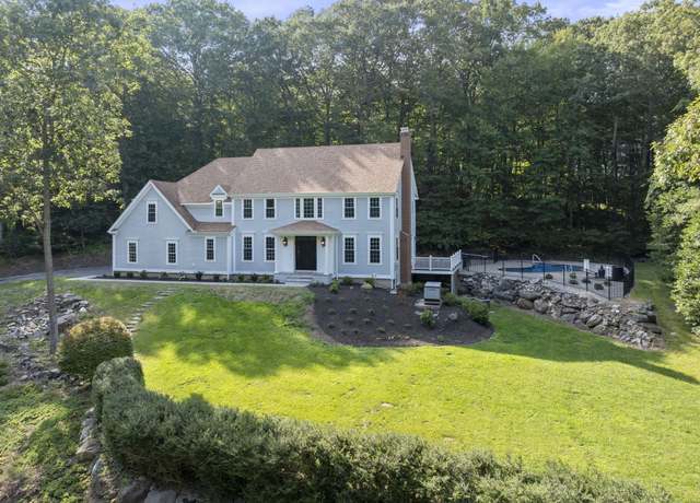 Property at 1451 Diamond Lake Rd, Glastonbury, CT 06033, 4 beds, 3.5 baths