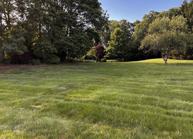 Property at 105 Partridge Lndg, Glastonbury, CT 06033