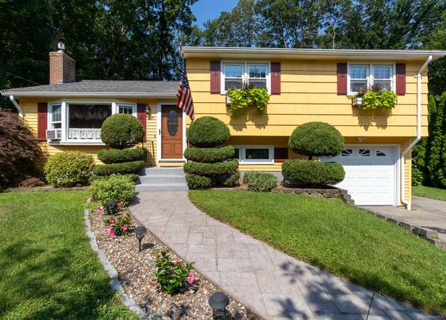 Property at 199 Boretz Rd, Colchester, CT 06415, 3 beds, 2.5 baths