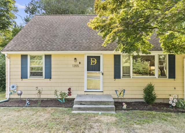 Property at 1355 Stafford Ave, Bristol, CT 06010, 3 beds, 1 bath