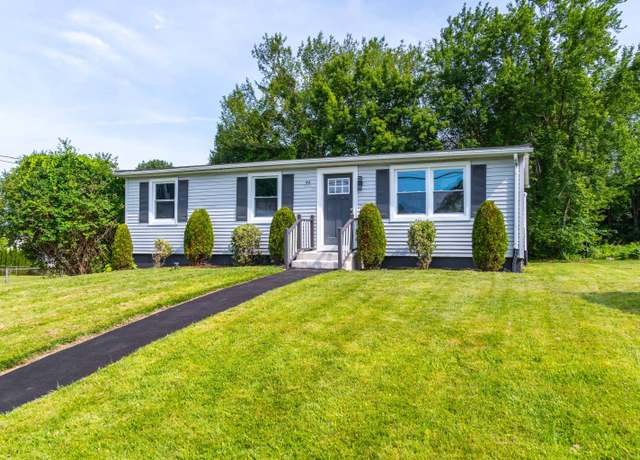 Property at 44 Lincolndale Dr, Waterbury, CT 06704, 3 beds, 1 bath