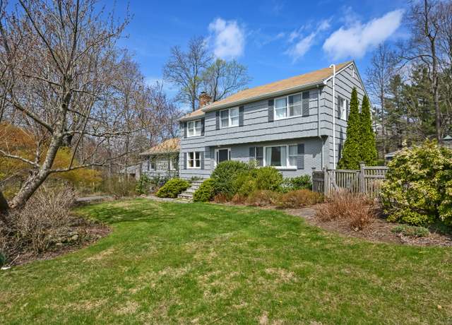 Property at 36 Pheasant Ridge Rd, Redding, CT 06896, 4 beds, 2.5 baths