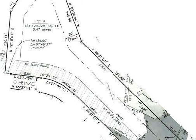 Property at 5 Clifford Dr, Bethany, CT 06524