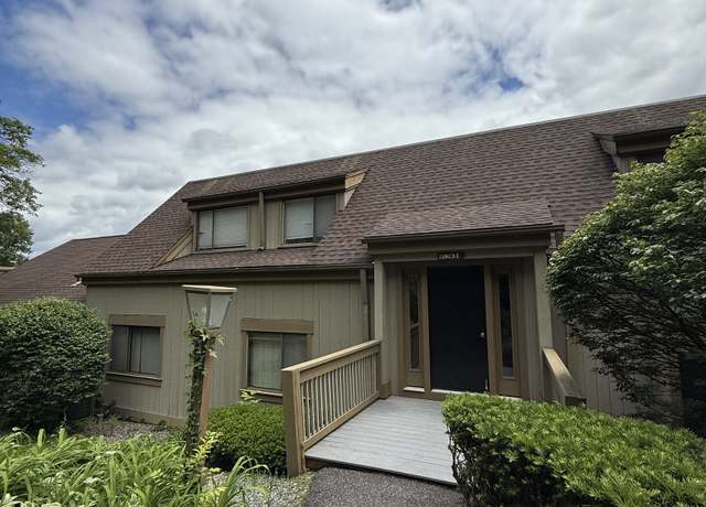Property at 13 Heritage Vlg Unit E, Southbury, CT 06488, 2 beds, 2 baths