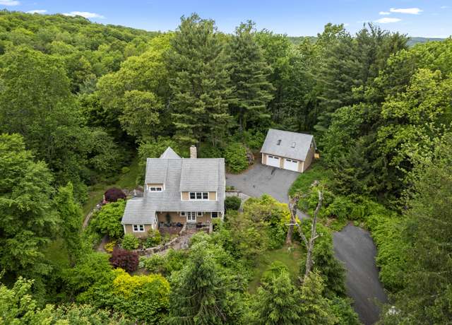 Property at 238 Park Rd, Oxford, CT 06478, 3 beds, 3 baths