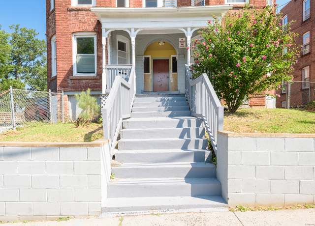 Property at 50 York St, Hartford, CT 06106, 15 beds, 6 baths