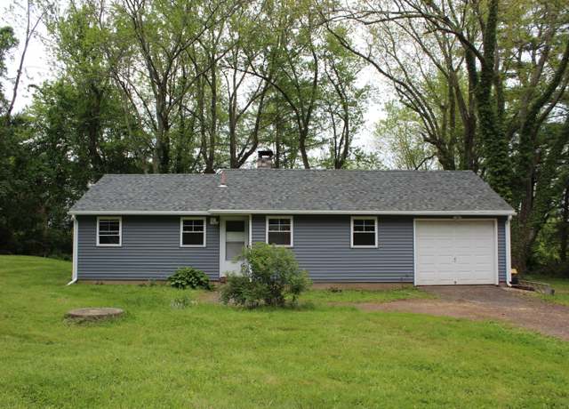 Property at 183 Bolton Center Rd, Bolton, CT 06043, 2 beds, 1 bath