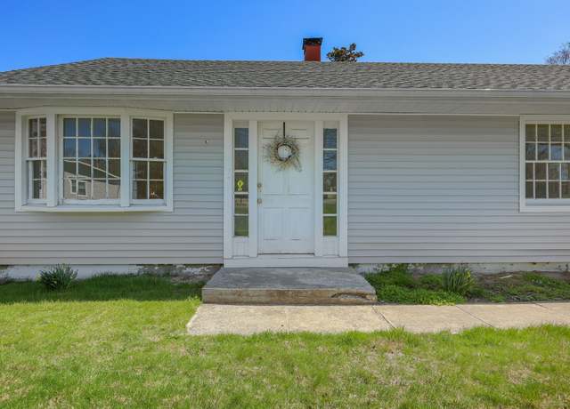 Property at 3456 Madison Ave, Bridgeport, CT 06606, 3 beds, 1 bath