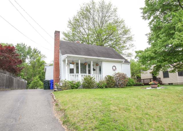 Property at 139 Porterbrook Ave, East Hartford, CT 06118, 4 beds, 1 bath