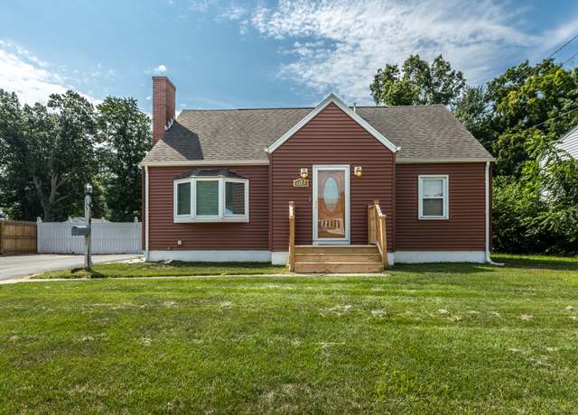 Property at 103 Wood Dr, East Hartford, CT 06108, 4 beds, 1.5 baths