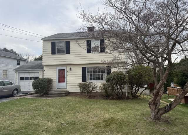 Property at 45 Salem Blvd, Naugatuck, CT 06770, 3 beds, 1.5 baths