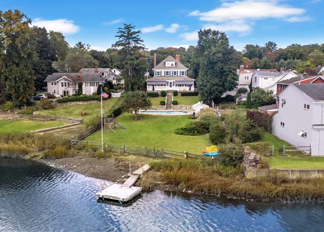 Property at 2620 Post Rd, Darien, CT 06820, 4 beds, 3.5 baths