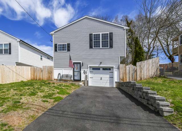 Property at 10 Bidwell Ter, Middletown, CT 06457, 3 beds, 2.5 baths
