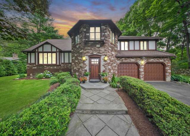 Property at 16 Mon Tar Dr, Monroe, CT 06468, 4 beds, 2.5 baths