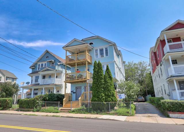 Property at 230 Hill St, Waterbury, CT 06704, 6 beds, 3 baths