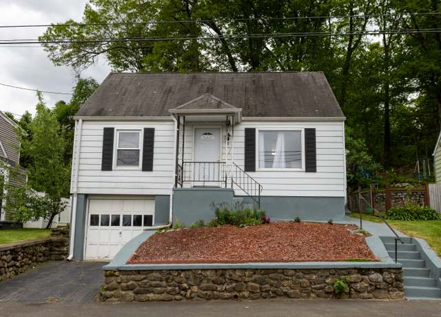 Property at 70 Manners Ave, Naugatuck, CT 06770, 3 beds, 1 bath