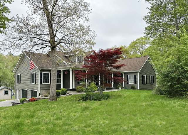 Property at 105 Mashentuck Rd, Killingly, CT 06239, 4 beds, 3.5 baths