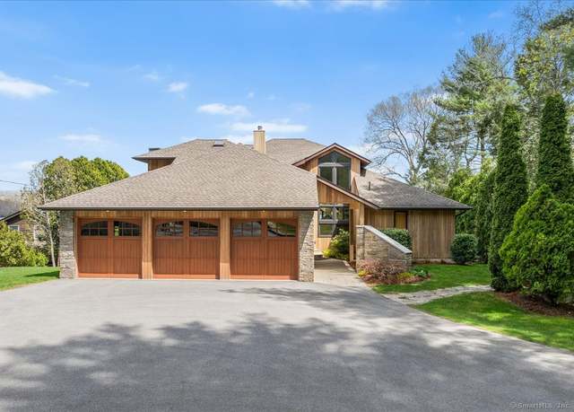Property at 83 Burdick Ln, Griswold, CT 06351, 4 beds, 4 baths