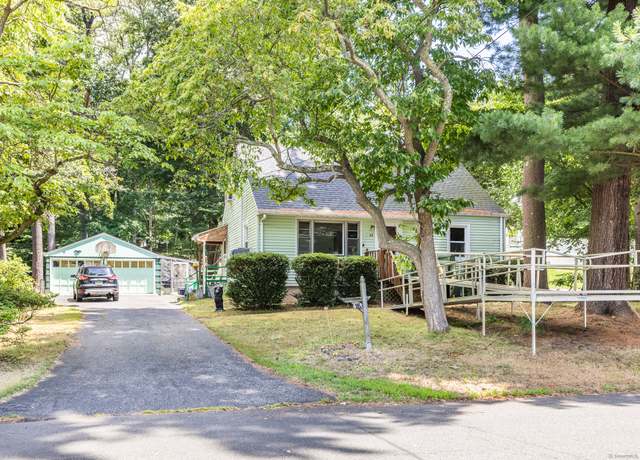 Property at 88 Old Black Rock Tpke, Fairfield, CT 06824, 3 beds, 2 baths