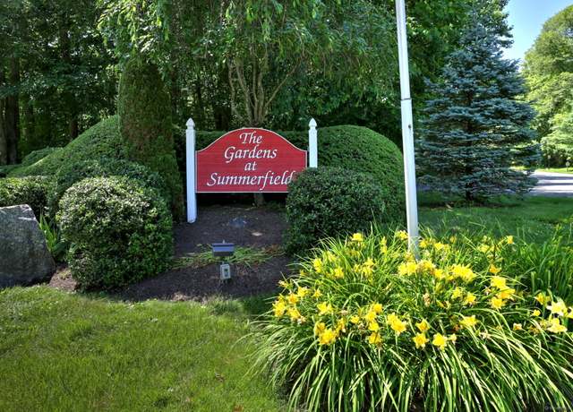 Property at 356 Summerfield Gdns #356, Shelton, CT 06484, 2 beds, 2.5 baths
