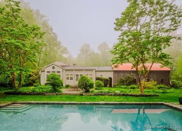 Property at 36 Burnt Swamp Rd, Woodbridge, CT 06525, 5 beds, 3.5 baths