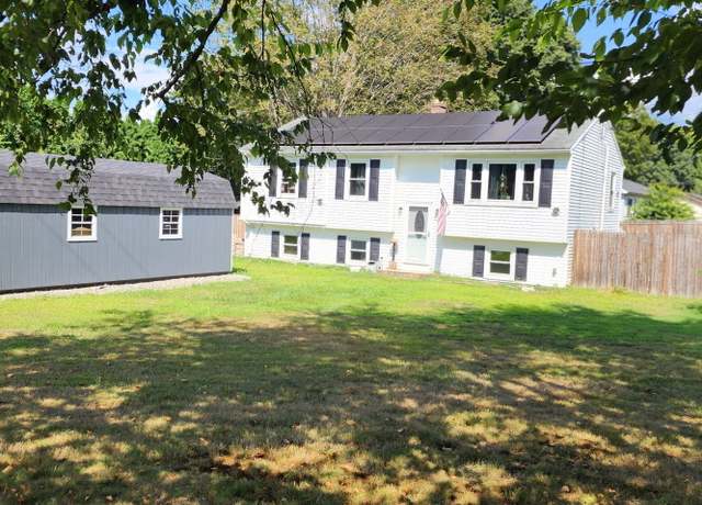 Property at 10 Charlotte St, Killingly, CT 06239, 3 beds, 1 bath